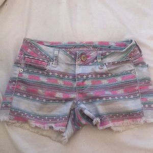 American eagle Tribal pattern cut off shorts